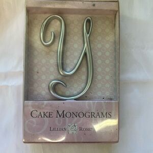 Lillian Rose Silver Cake Monogram 'Y'